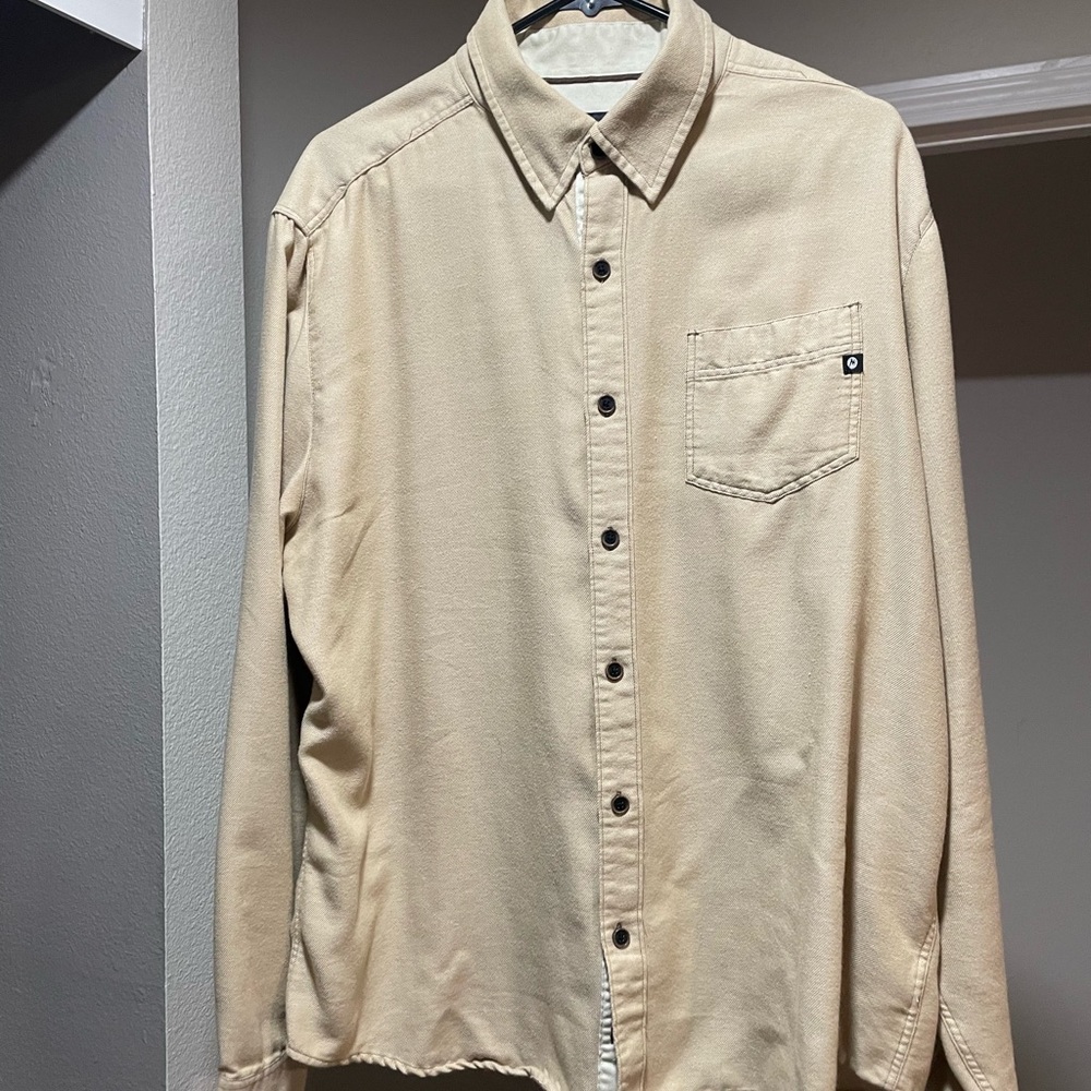 Marmot Button Up short - super soft